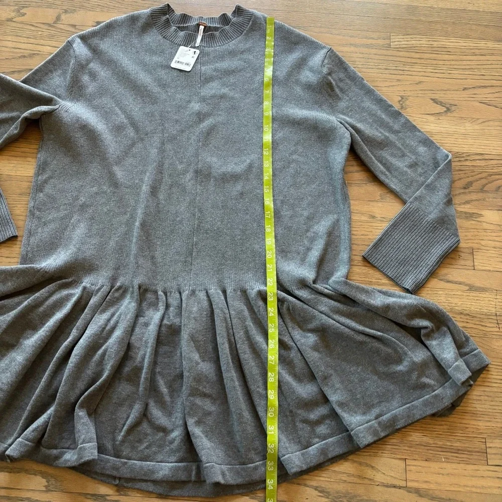 Free People Womens Grey Peplum Knit Tunic‎ Sweater Dress Size M NEW